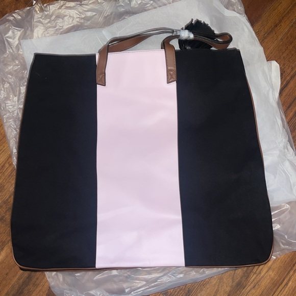 NWT Large Victorias Secret tote bag - Picture 4 of 7